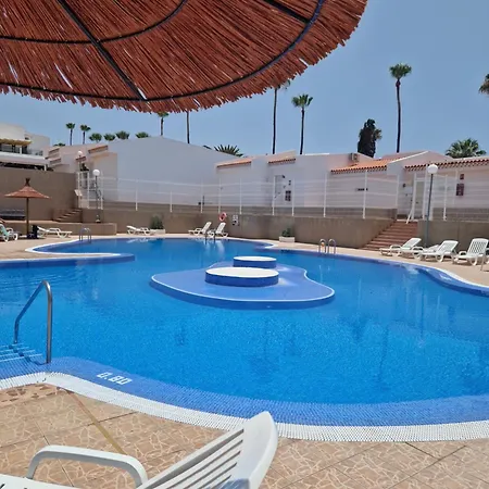 In The Garden شقة