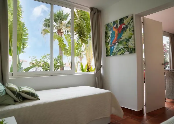 In The Garden アパート *